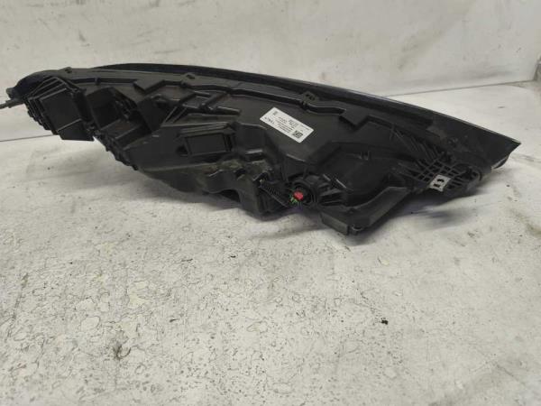 PHARE GAUCHE TESLA - Vue 2